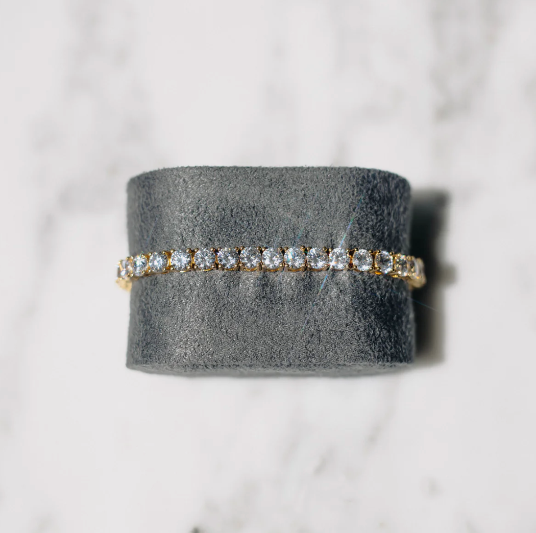TENNIS BRACELET IN GOLD