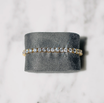 TENNIS BRACELET IN GOLD